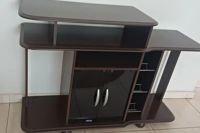 Rack para sala.