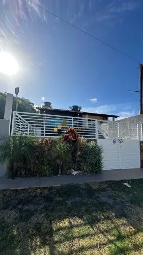 Casa Mobiliada com Piscina em Carneiros