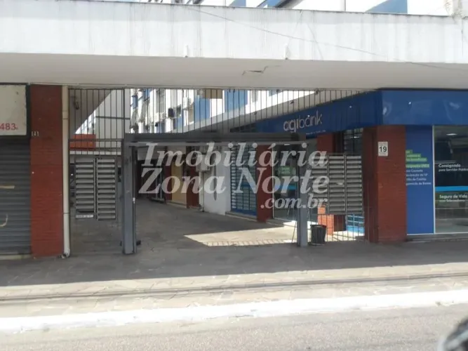 Loja c/aprox. 37m², banheiro, térrea, piso cerâmico, fica entrada da Galeria Centro Coml.S