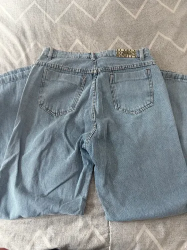 Calça jeans 42, usada apenas 1x