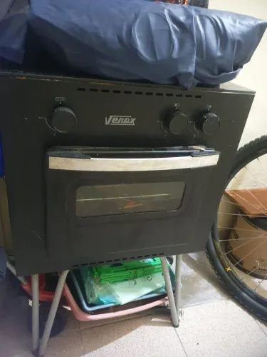 Vendo Fogão 2 bocas com forno Venax
