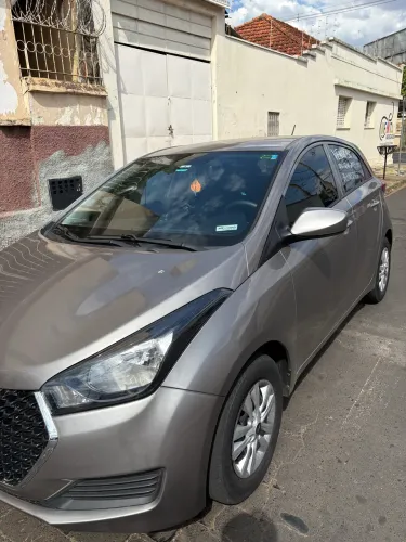Hyundai HB20 Unique 1.0 Flex 12V Mec. 2019