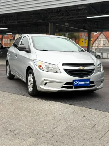 Chevrolet Onix JOY Hatch 1.0 8V Flex Mec. 4P 2018