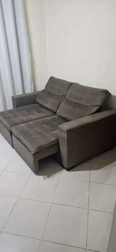 Sofá Retrátil e Reclinável