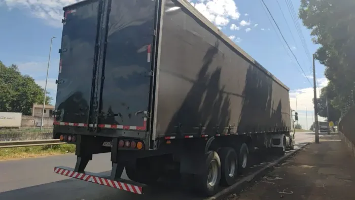 VENDO CARRETA SIDER 14,20 - OTIMA PARA QUEM ESTA COMEÇANDO