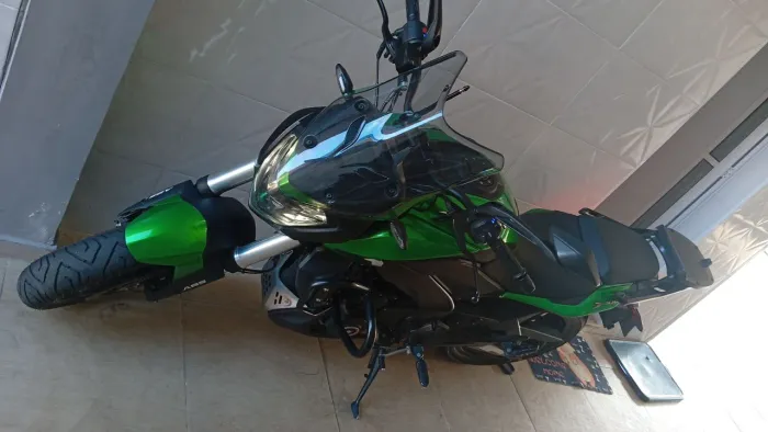 Bajaj dominar 400