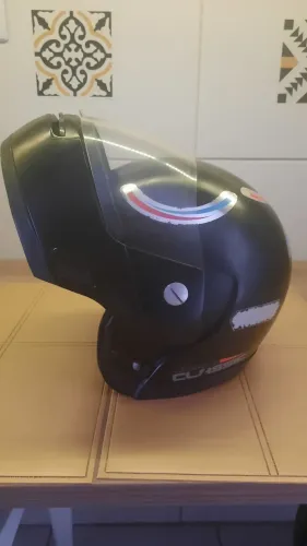 Capacete TAURUS ZARREF escamoteável n°58