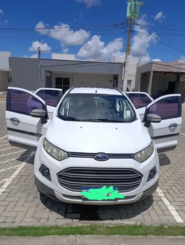Ford Ecosport Freestyle 1.6 16V Flex 5P 2014