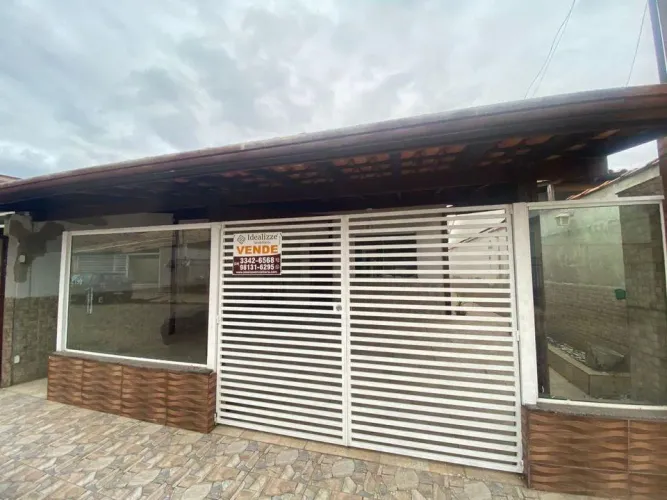Casa para Venda em Barra do Piraí / RJ no bairro Recanto Feliz