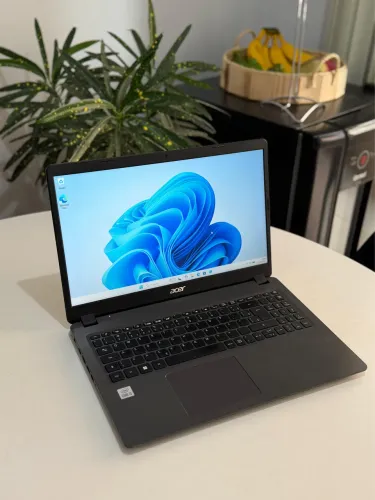 Notebook Acer Core i3 10gen / 8GB / SSD 256 / Formatado, higienizado ! Top demais 