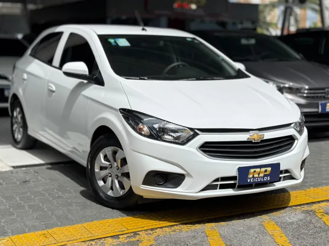 Chevrolet Onix JOY Hatch 1.0 8V Flex Mec. 4P 2020
