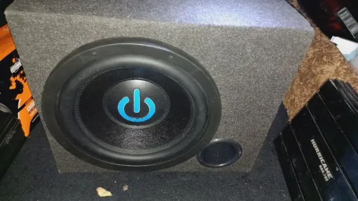 SUBWOOFER
