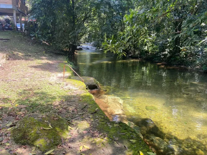 Refúgio Ecológico: Água direto nascente, Energia Solar Cachoeira privativa a 45mts