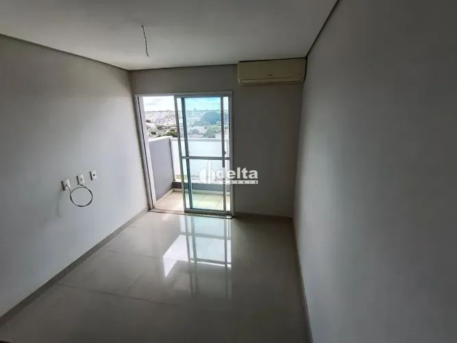 Apartamento com 3 quartos sendo 1 suíte disponível para locação e venda no bairro Umuarama