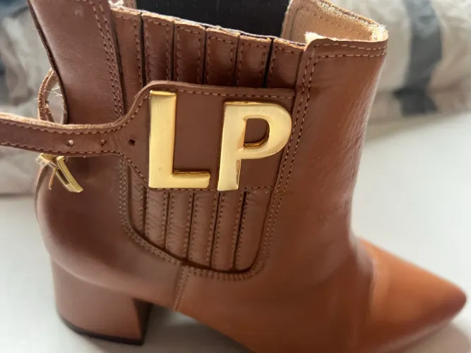 BOTA LANÇA PERFUME TAM 35