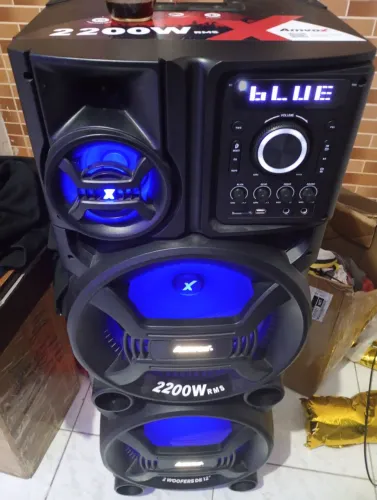 vendo caixa de som potência 2200w RMS 