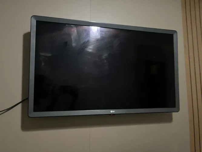 Tv LG smart em perfeito estado, tudo funcionando perfeitamente!!