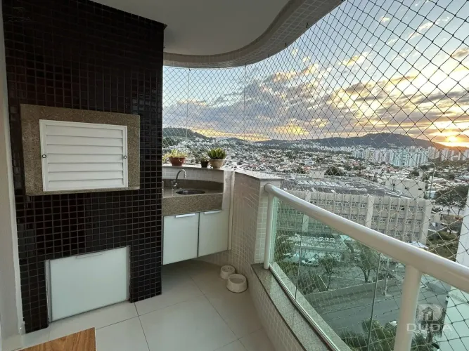 Apartamento 4 dormitórios (1 suíte)