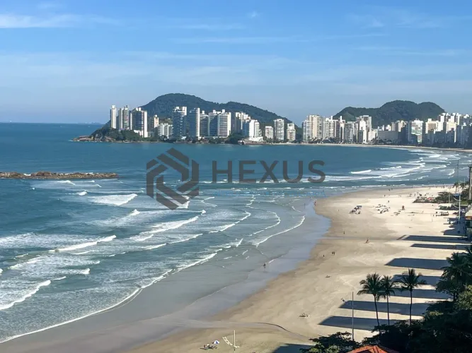 Apartamento frente mar com varanda vista mar e lazer na região do Morro do Maluf nas Pitan