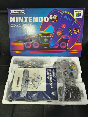 Video game Nintendo 64 com todos os acessórios e na caixa original