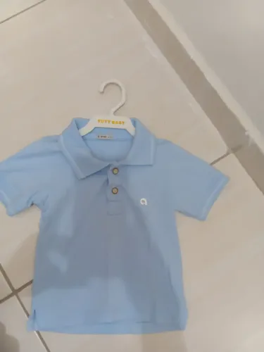 Camisa Polo azul clara