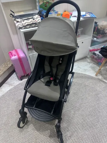 Carrinho Yoyo ótimo estado 