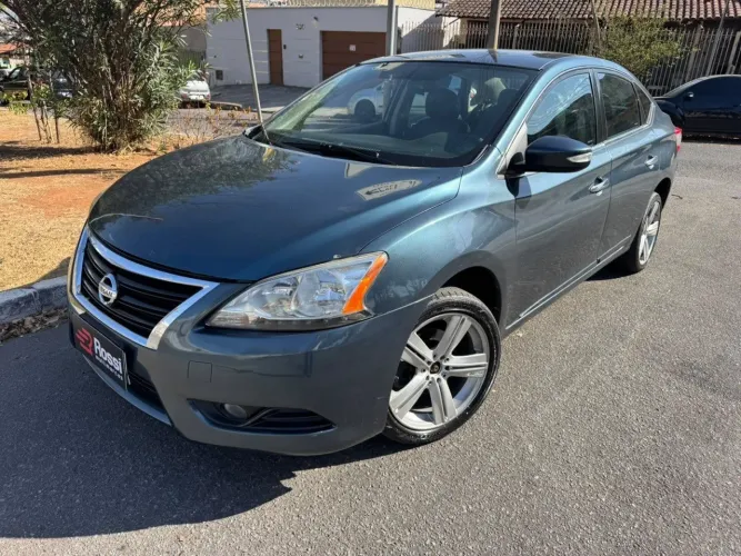 Nissan Sentra SV 2.0 Flexstart 16V Aut. 2015