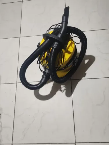 Vende se aspirador pó é água 