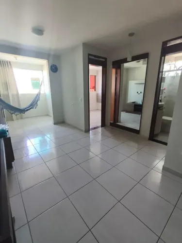 Apartamento com 02 quartos, sendo 1 suíte no Cristo!