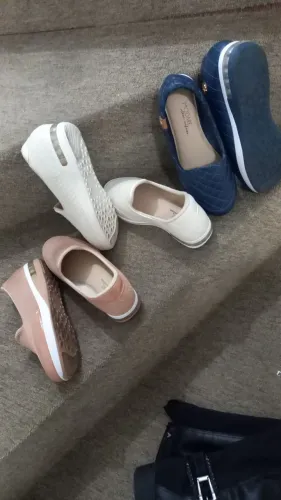Vendo 03 sapatos femininos