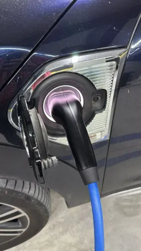 CARREGADOR PARA CARRO ELÉTRICOS