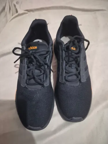 Tenis adidas/tam:42/ Retirada samambaia sul