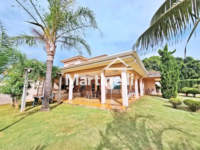 Casa térrea à venda no Condomínio Santa Mônica, próximo ao Centro - Brodowski/SP.
