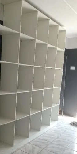 Colmeia  organizadora para lojas de roupas e mercados 