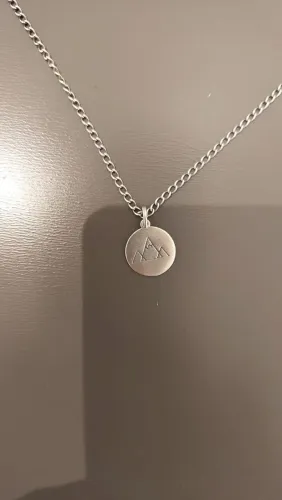 Colar Longo em Prata 925,Pingente Berloque Montamhas.