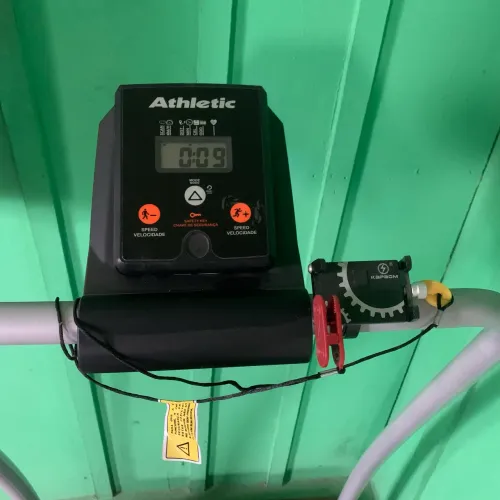 Vendo esteira athletic cle 10 nova