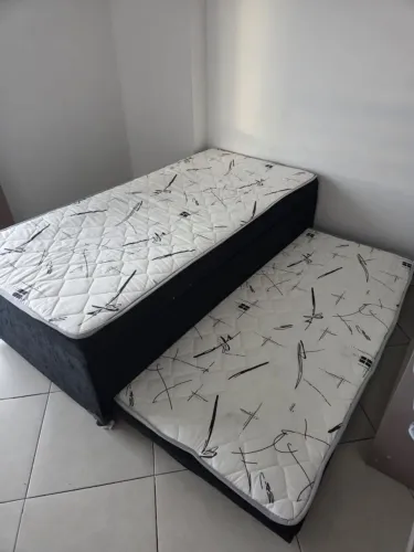 CAMA BOX BAÚ SOLTEIRO - RECÉM COMPRADA - MUITO NOVA