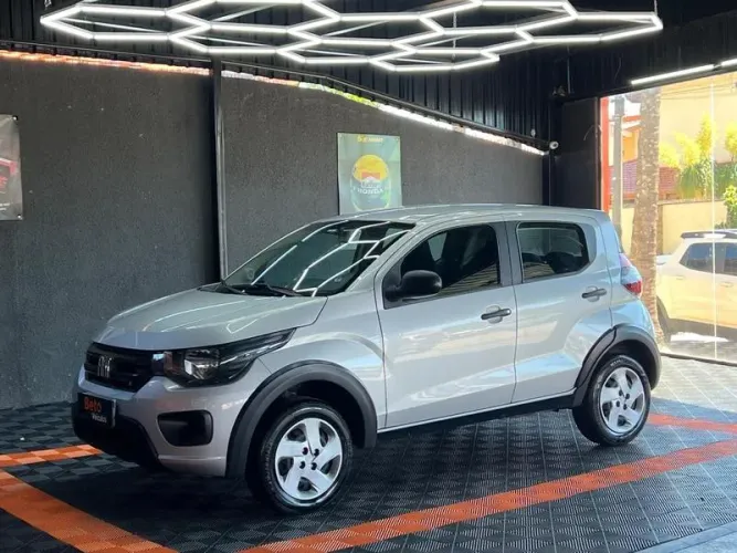 Fiat Mobi Like 1.0 Fire Flex 5P. 2024