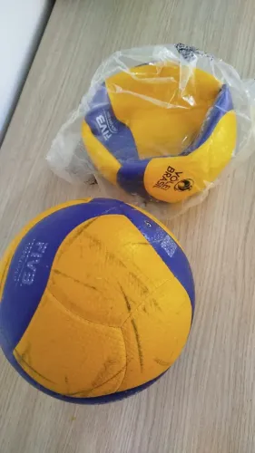 Bola de vôlei quadra Mikasa 