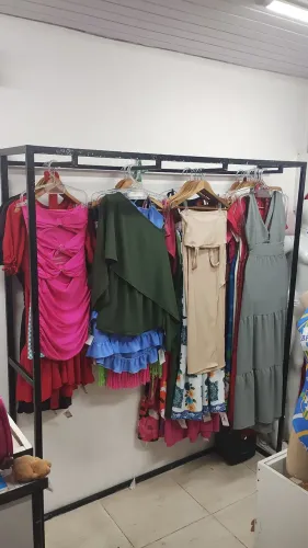 Araras expositores de roupas