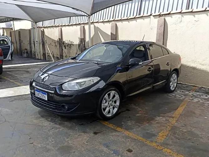 Renault Fluence Sedan Privilège 2.0 16V Flex AUT 2011