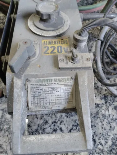 Maquina de corte oxiacetilênica semiautomática 