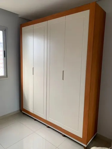 Guarda roupa infantil
