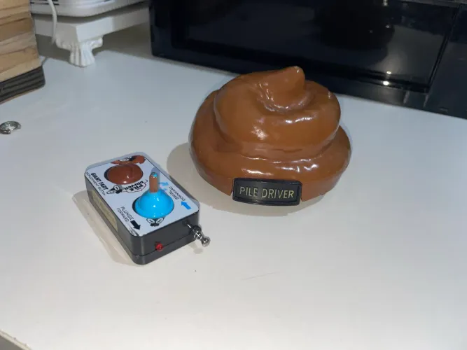 Brinquedo controle remoto diferente