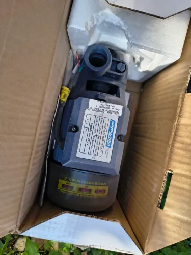 Motobomba periférica 1 CV vendo ou troco