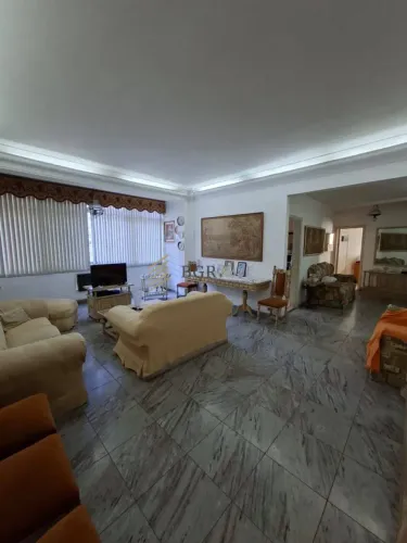 Apartamento 3 dormitórios à venda no coração do Gonzaga - Santos