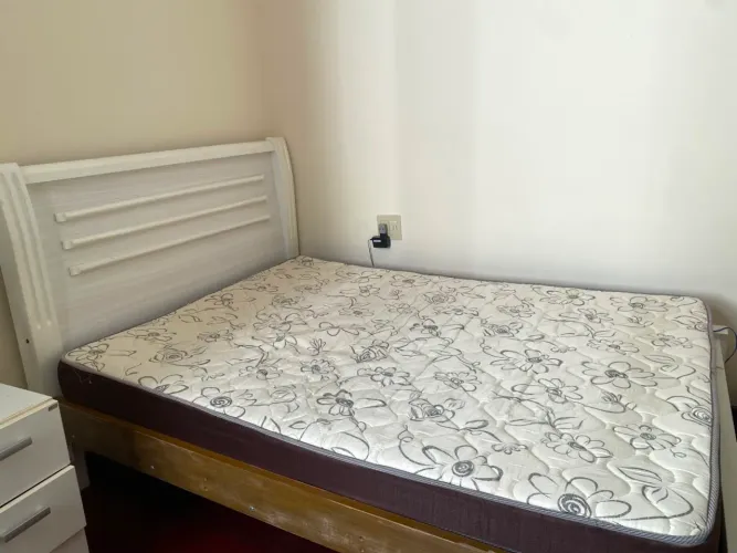 Cama de Casal com Colchão 