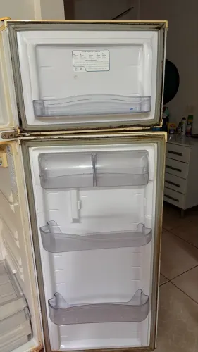 Geladeira Consul Biplex 370L