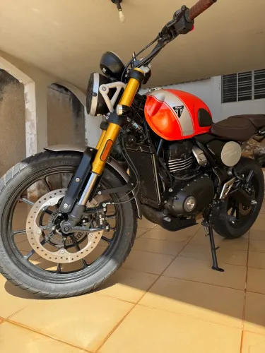 Triumph Scrambler 400X