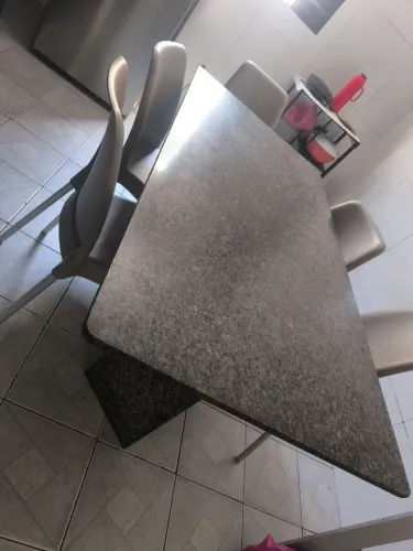 Mesa de jantar de mármore de 6 cadeiras